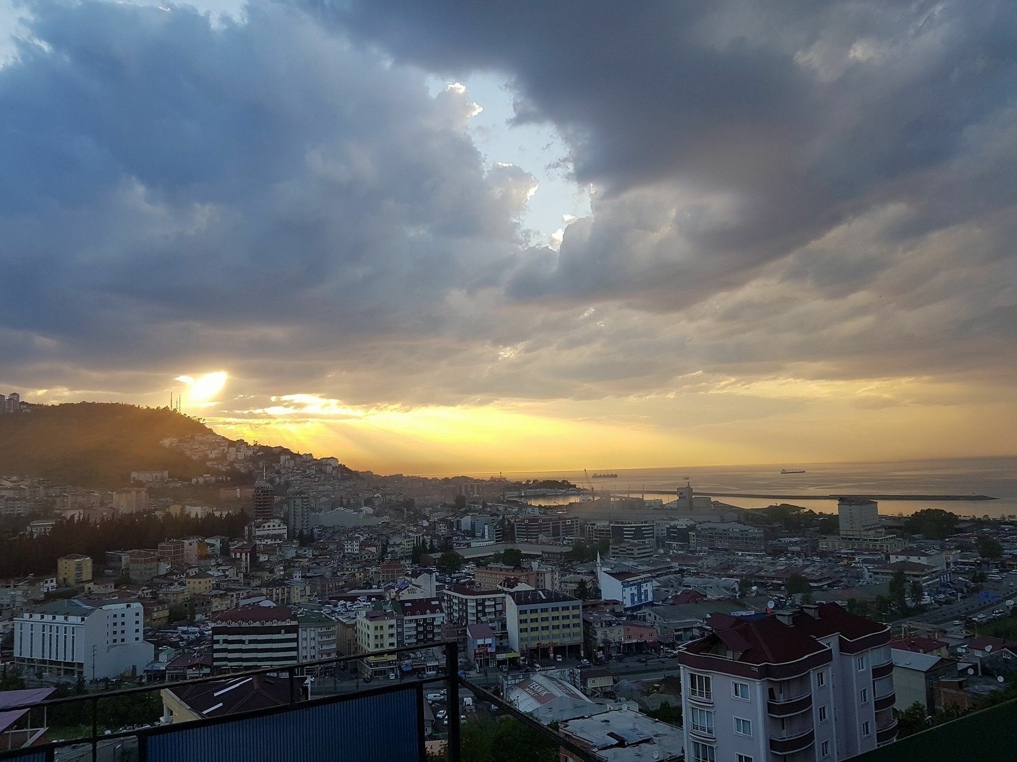 Nuralp Apart Otel - Trabzon Eksteriør billede